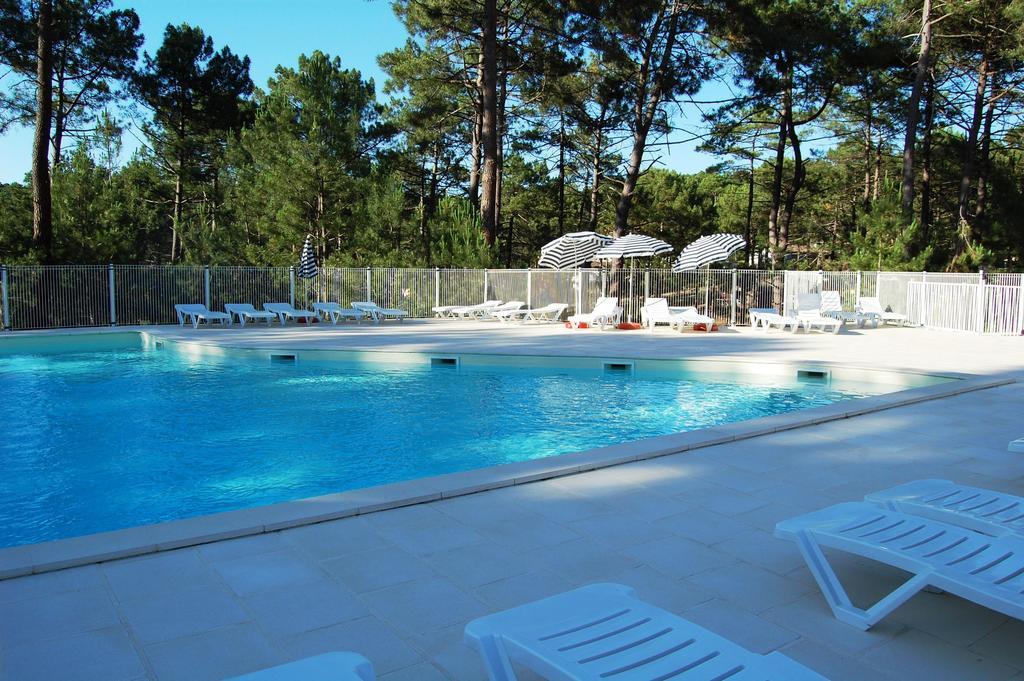 Vtf Les Oyats Sylvadoures Hotel Maubuisson Exterior photo